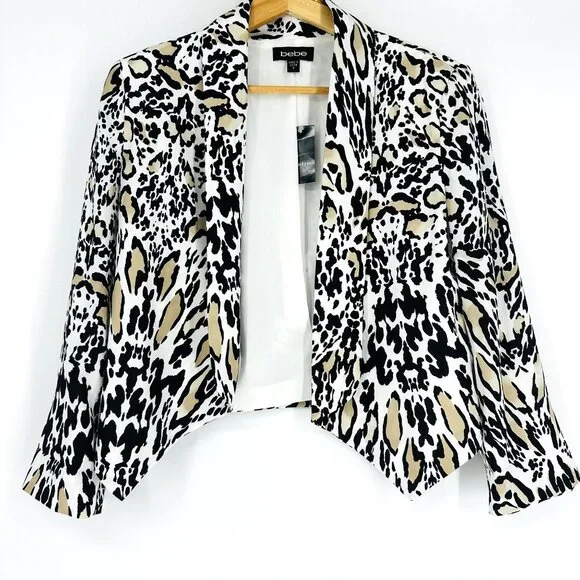 Bebe Safari Chic Neutral Leopard Print Cropped Shawl Collar Blazer Jacket Size S - Picture 3 of 9